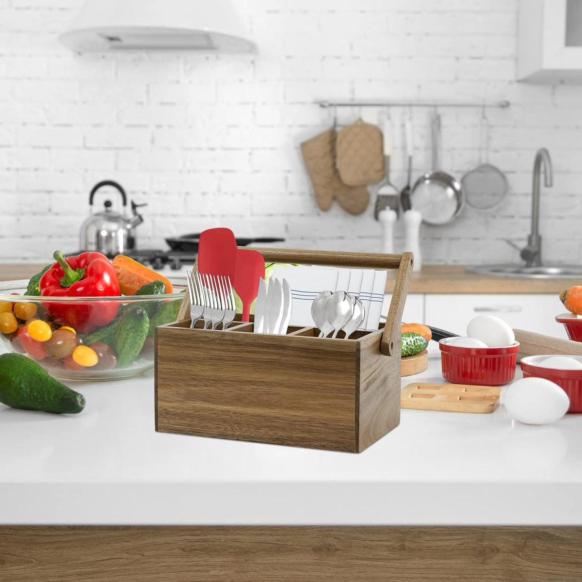 VaeFae acacia wood with polished surface adds refined style