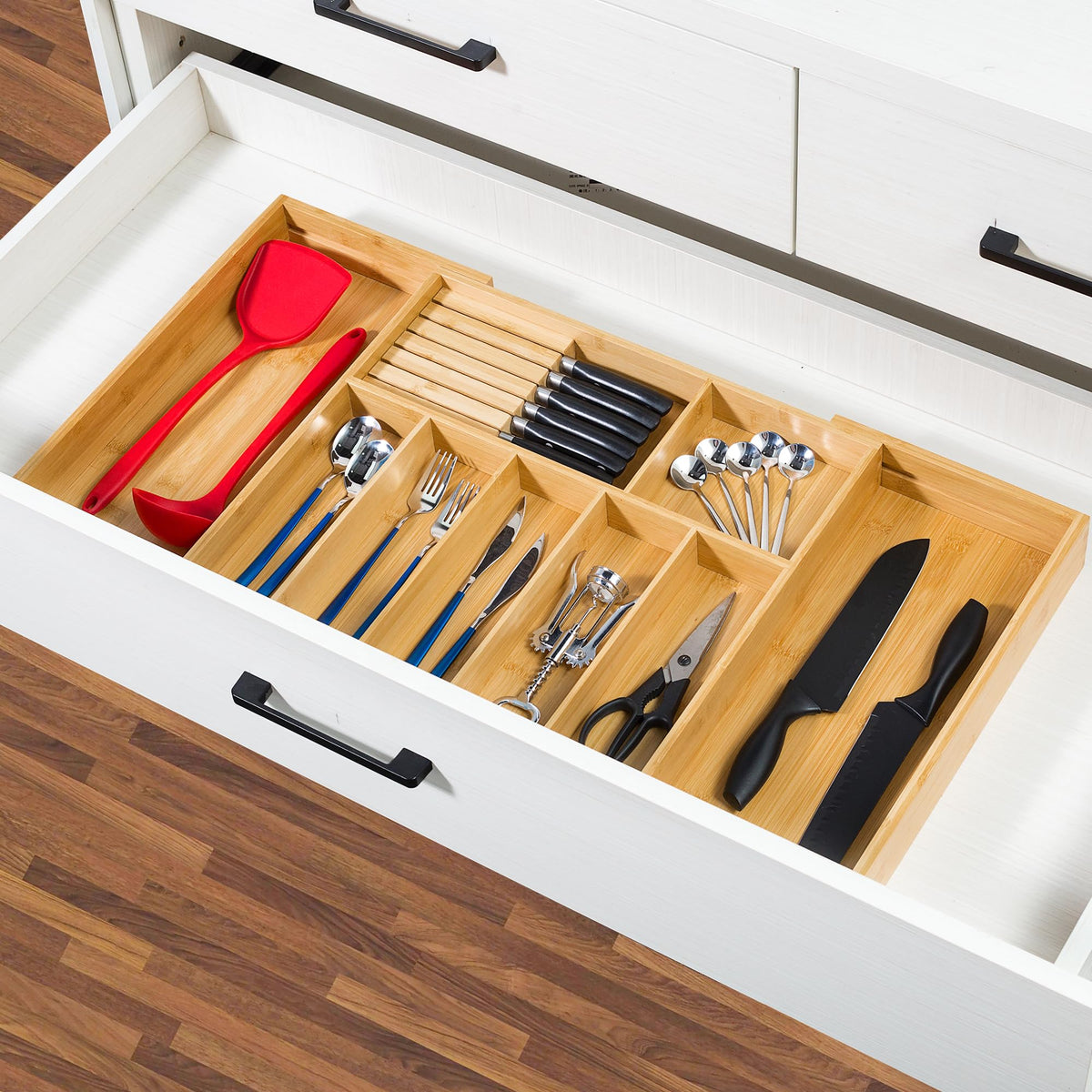 VaeFae removable knife block safely stores knives inside the drawer.