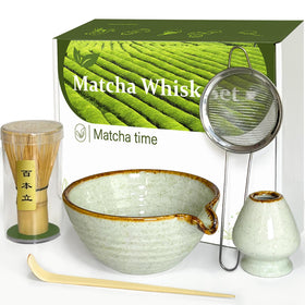 Vaiheng matcha bowl with spout for easy pouring during rituals