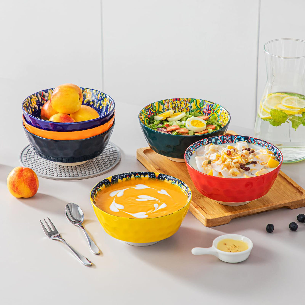 Vancasso bowls are microwave and dishwasher safe for convenience.