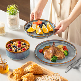 Vancasso Onion wide flat shapes help showcase food with stable rim.