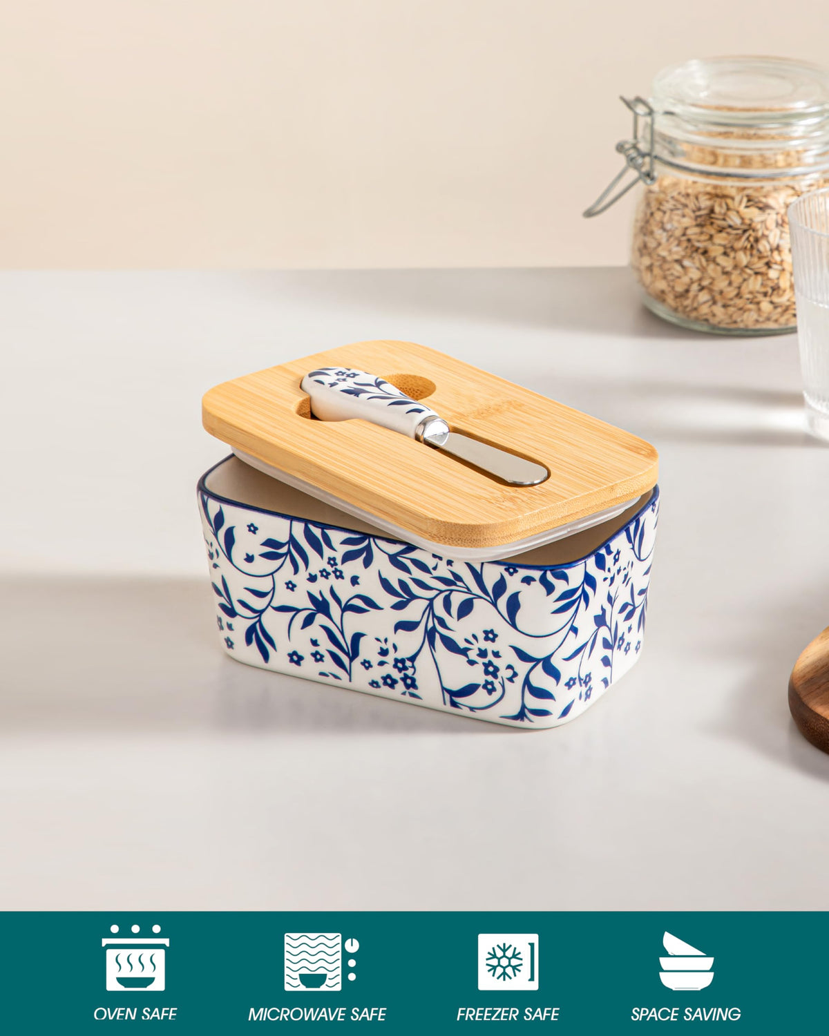 Vancasso Selene bamboo lid close-up with knife slot for convenient use
