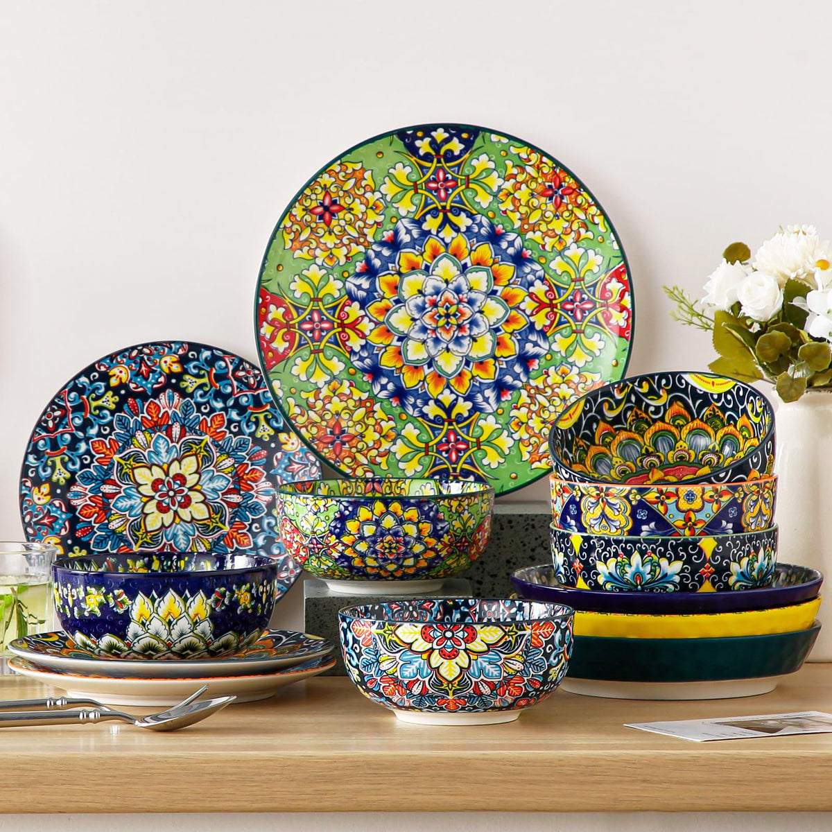 Vancasso six-piece cereal bowls set offers versatile serving options.