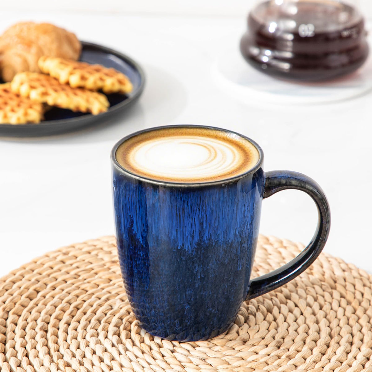 Vancasso Starry mugs make a refined gift for homes, weddings, or holidays
