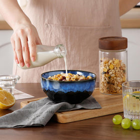 Vancasso Starry dishwasher-safe bowls simplify cleanup after meals.