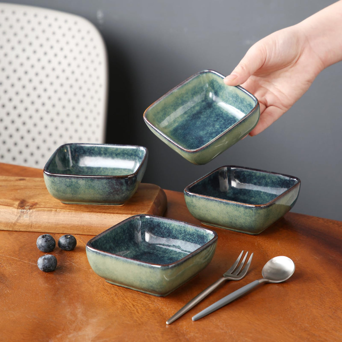 Vancasso Stern bowls are microwave and dishwasher safe for easy cleanup.