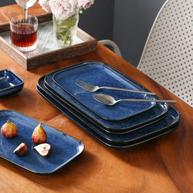 Vancasso Stern finish blends rustic and modern vibes on every plate.