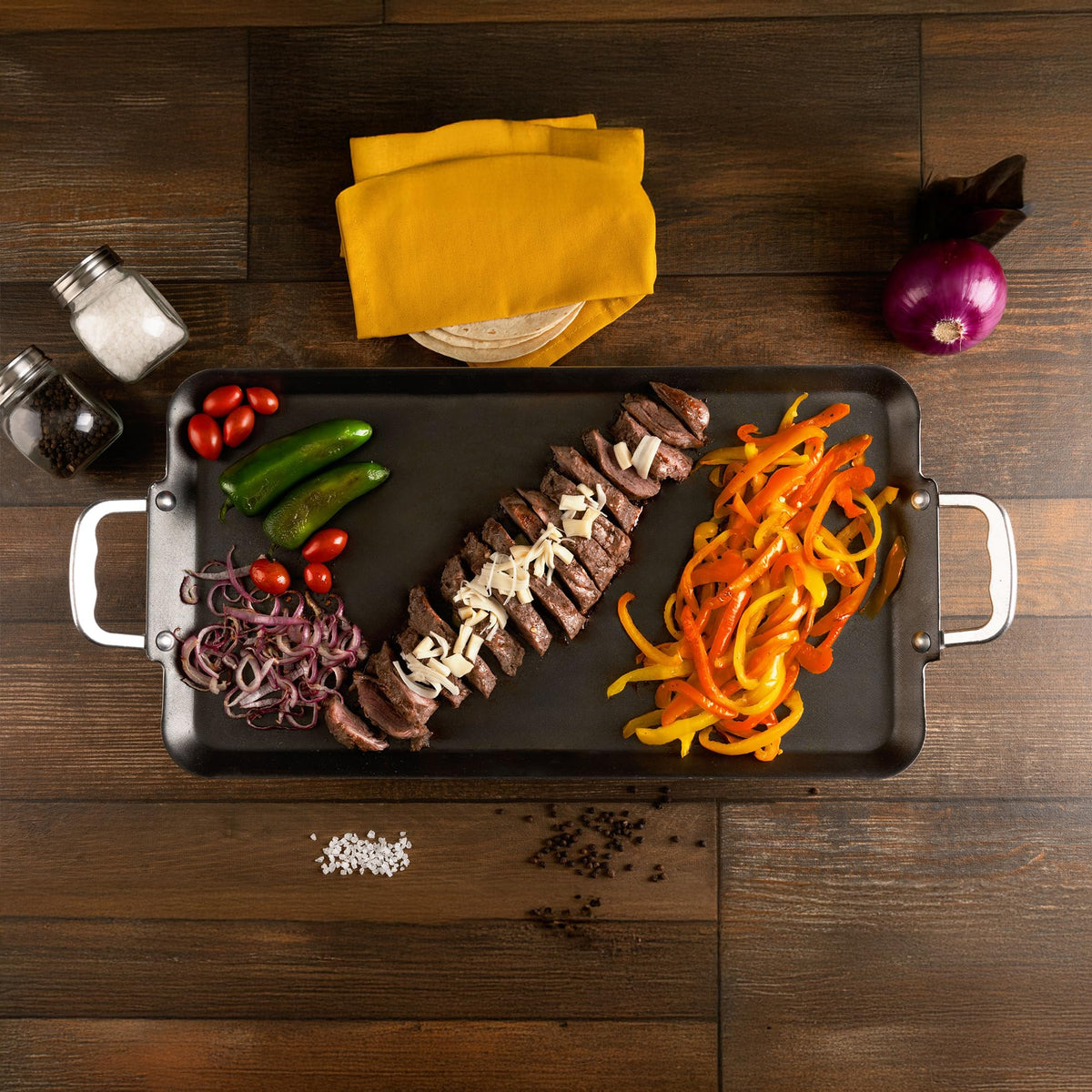 Vasconia griddle is dishwasher-safe for quick cleanup