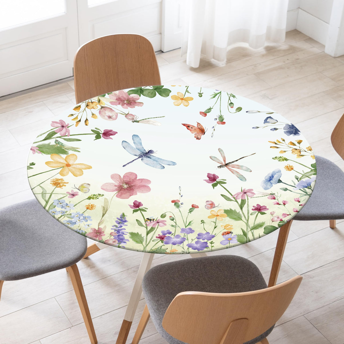 VBDFD spring-summer floral pattern table cover for indoor and outdoor use.