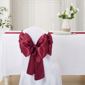 VCUSUELER burgundy satin close-up shows luxurious sheen for upscale table decor