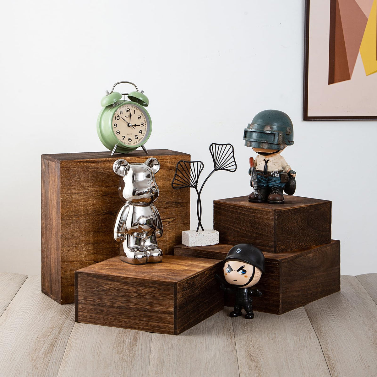 VDEHOM Vintage brown square cake stand side view enhances rustic table decor.