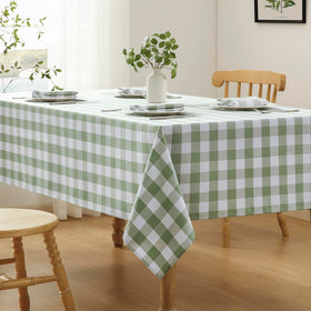 Veblandy checkered tablecloth outdoors for picnics and patio gatherings.