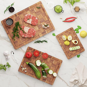 Vellzeyce cutting board M size 0-8 inch thick, sturdy for chopping.