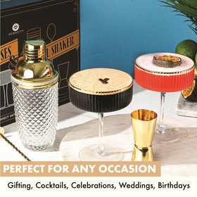 Vemacity gold shaker lid adds a luxe touch during professional-grade pours