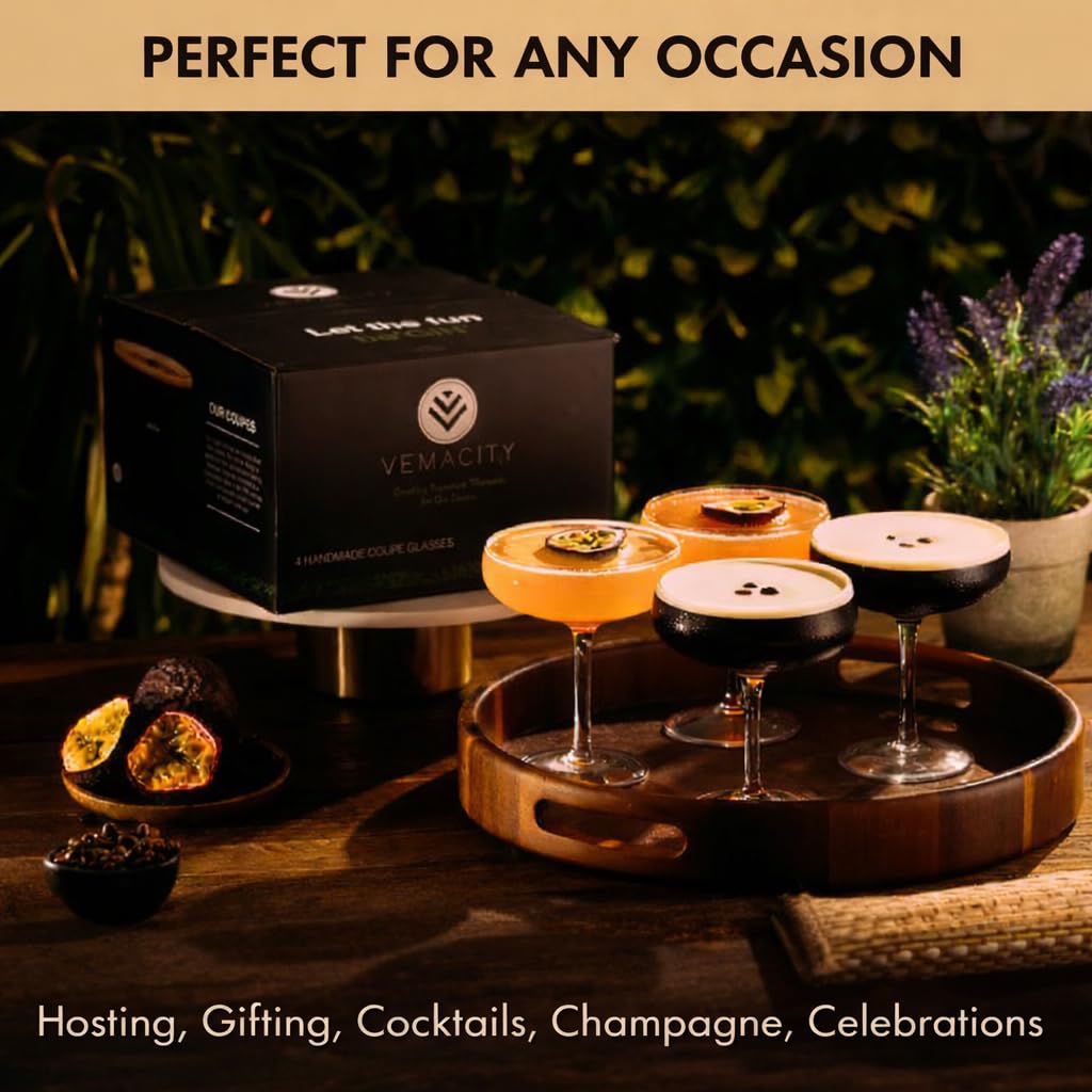 VEMACITY wide-bowl slim-stem martini glasses on table highlighting aroma-friendly design