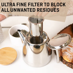 One-liter VeoHome teapot ready for 2–6 cups and easy serving.