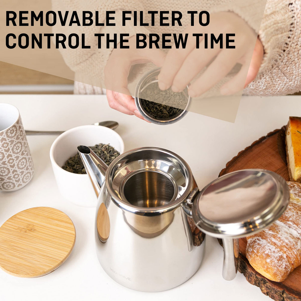 Durable stainless steel VeoHome teapot with a modern kitchen look.