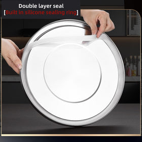 Verdeho quick-clean metal canisters wipe clean with a damp cloth.