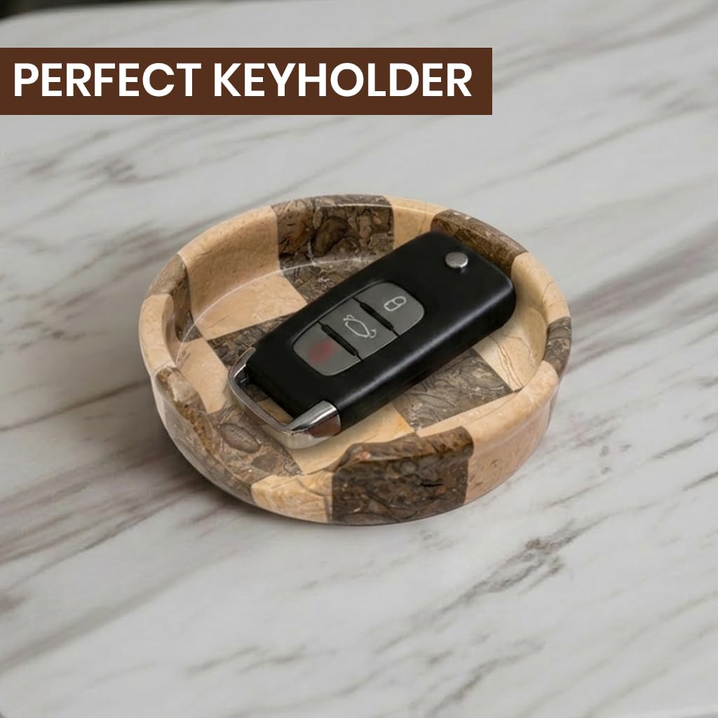 Verona Oceanic coffee bar accessory keeps spoons within easy reach.