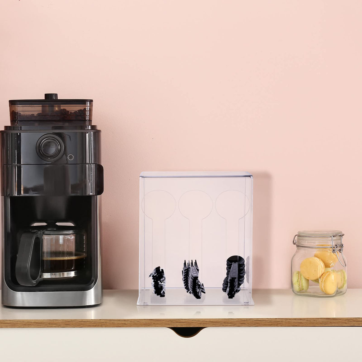 Vesici durable clear utensil organizer built for long-lasting kitchen use.