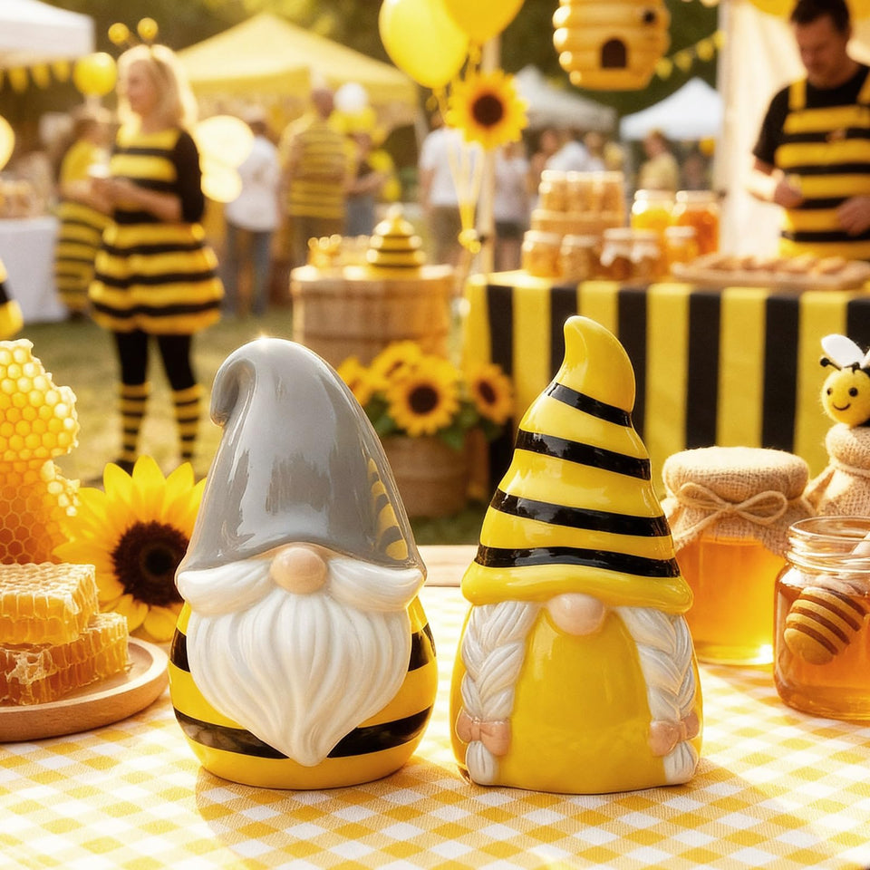 Vesici Honey Bee Gnome Grey-Hat salt and pepper shakers for stylish table seasoning.