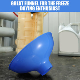 Vesici blue funnel facilitates mineral tank filling and media loading.