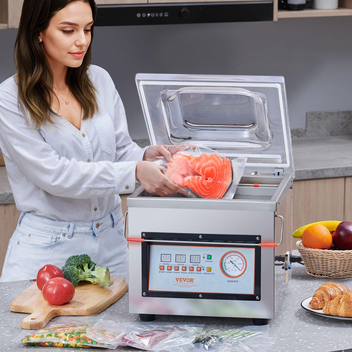 VEVOR stainless steel chamber stays reliable with oily or salty foods.