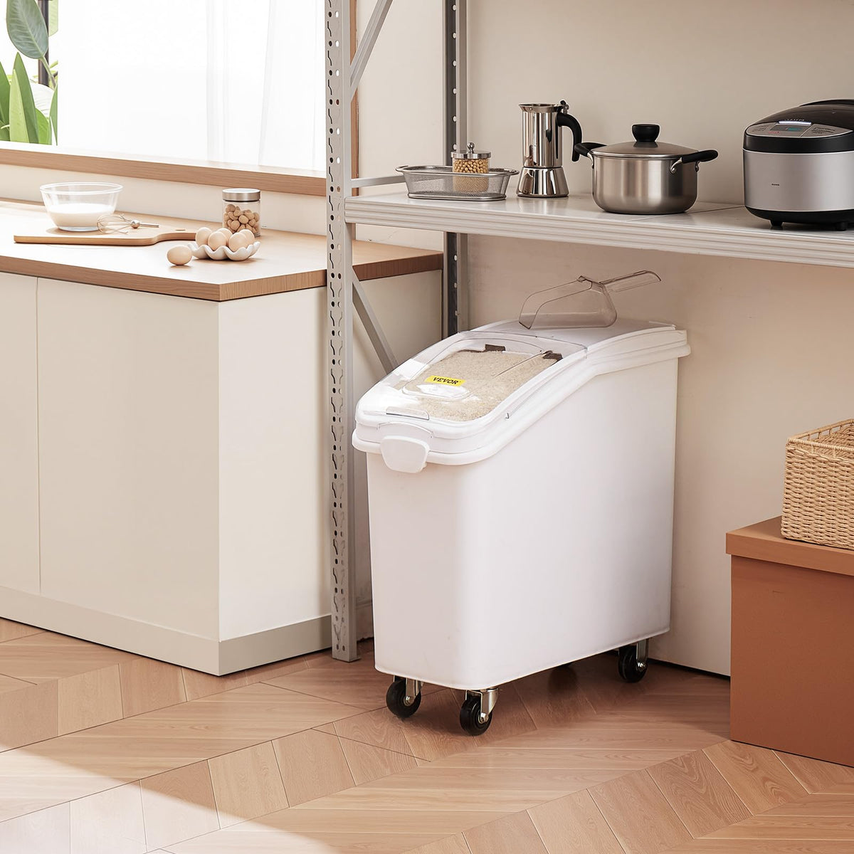 VEVOR internal scoop hanger keeps utensils clean and ready.