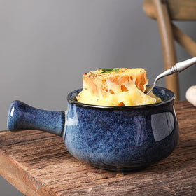 Vicrays reactive glaze creates a decorative blue surface.
