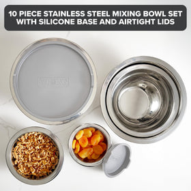 Viking 1.5 qt bowl with lid ideal for batter preparation and storage