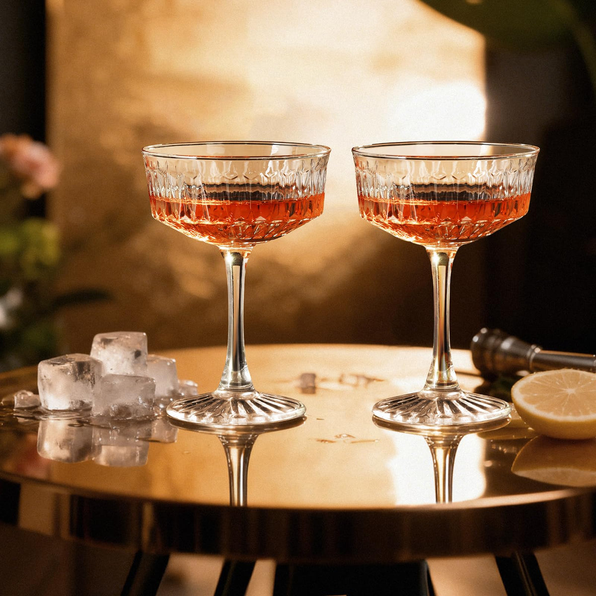 VIMERPA wide-mouth coupe glass for aroma release during stirring