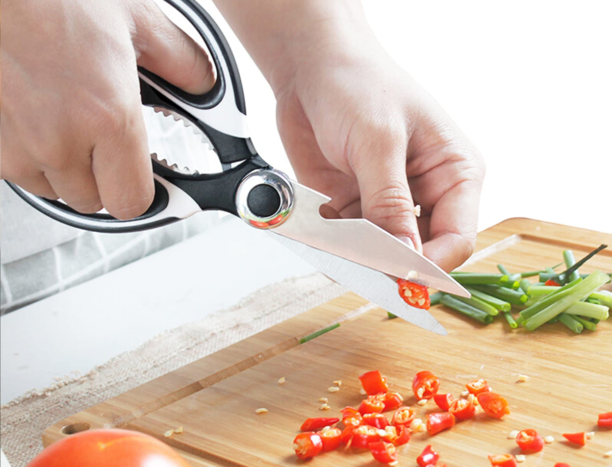 VINKELON kitchen scissors protective cover included for safe storage