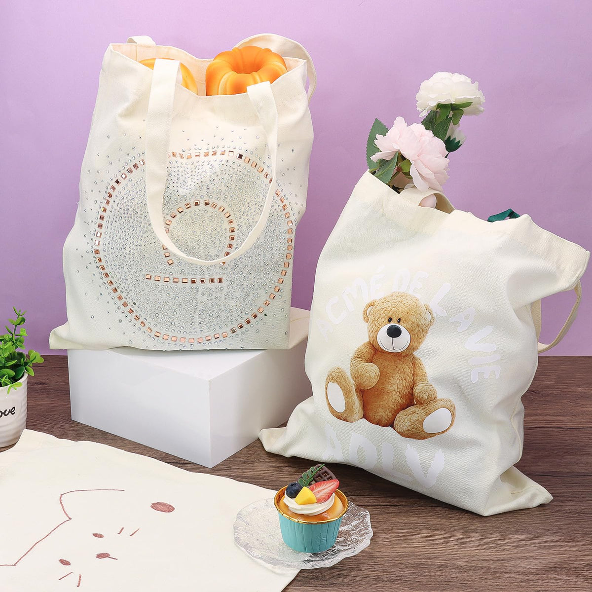 Viobepass poly-cotton tote with handles for everyday durability.