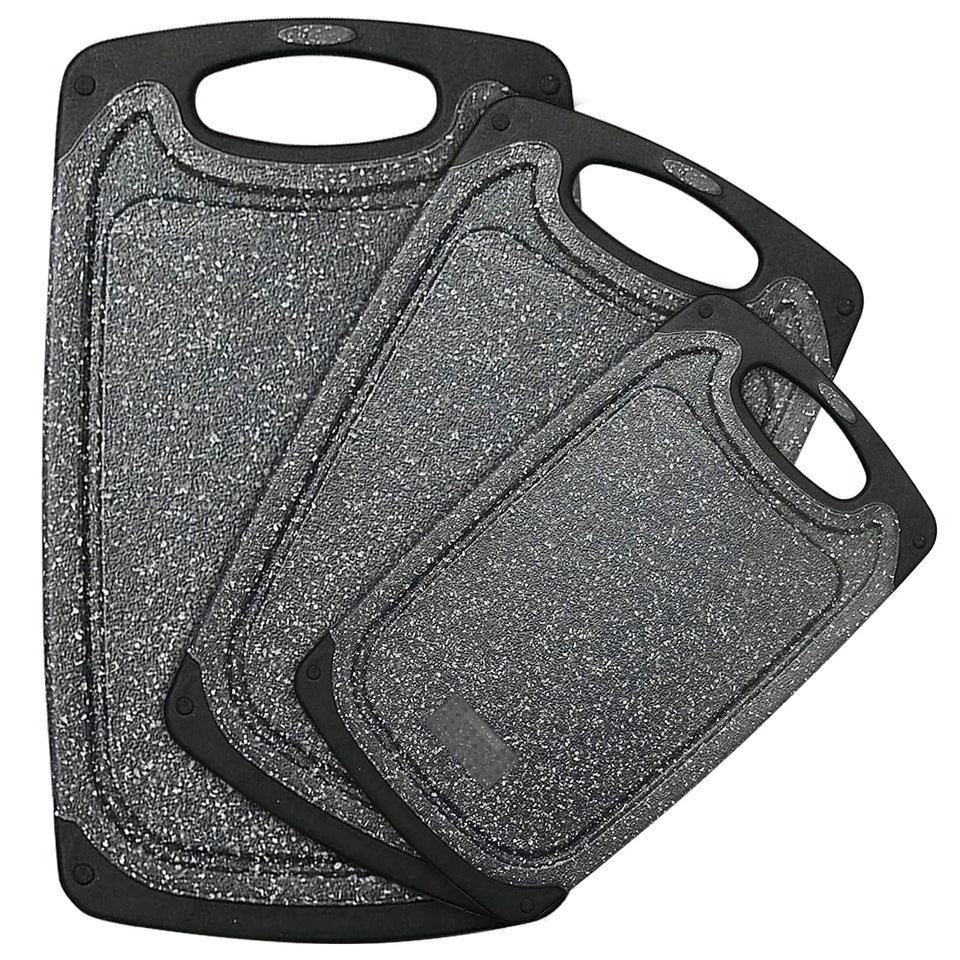 Viretang plastic cutting board set in dark grey with three sizes for versatile prep