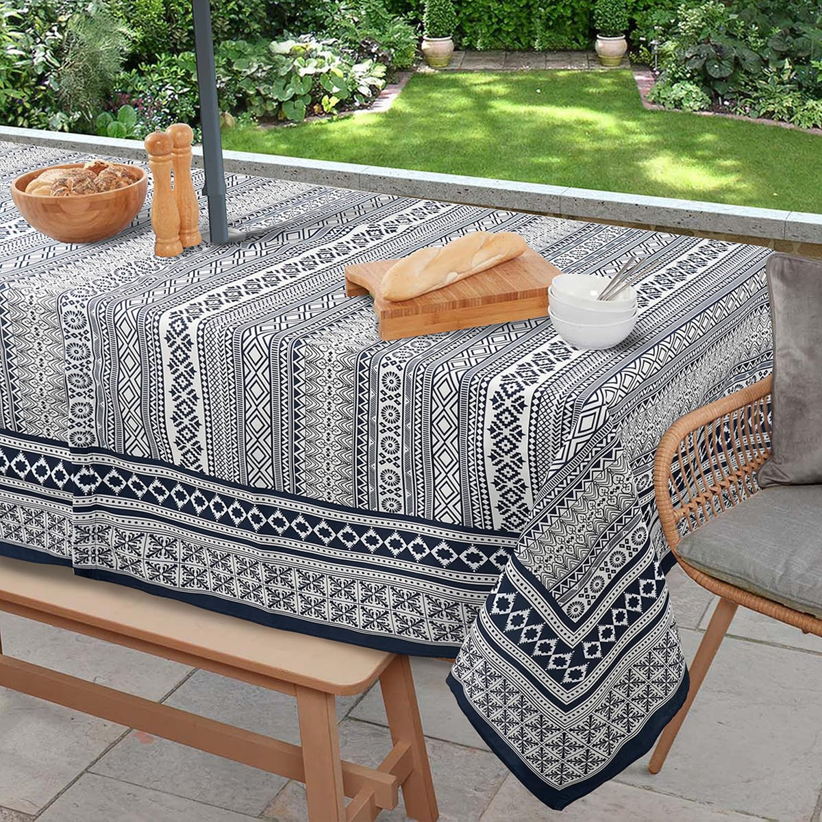 Virtumob outdoor tablecloth with umbrella hole and zipper protects from spills during meals
