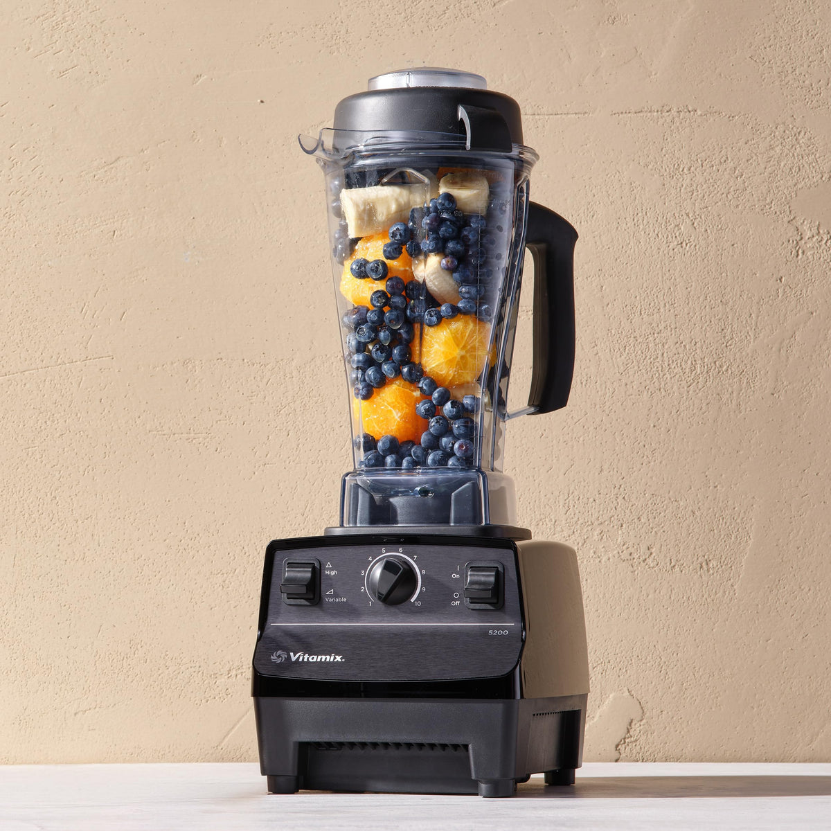 Vitamix 5200 64-ounce container for large batches