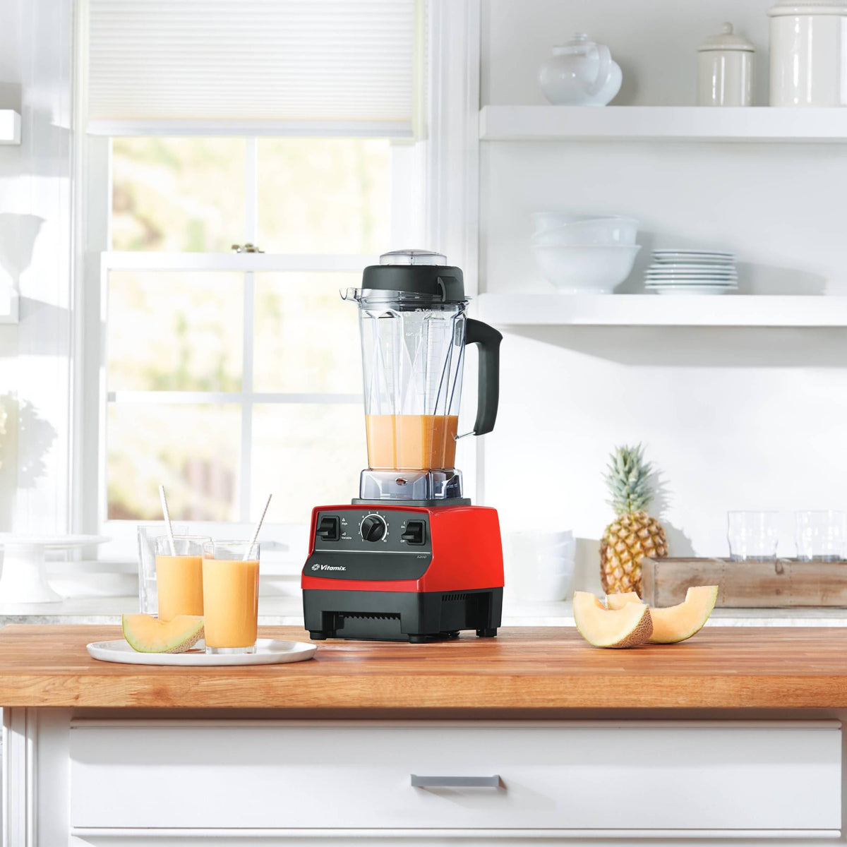 Vitamix 5200 64-ounce container enables large-batch smoothies and soups