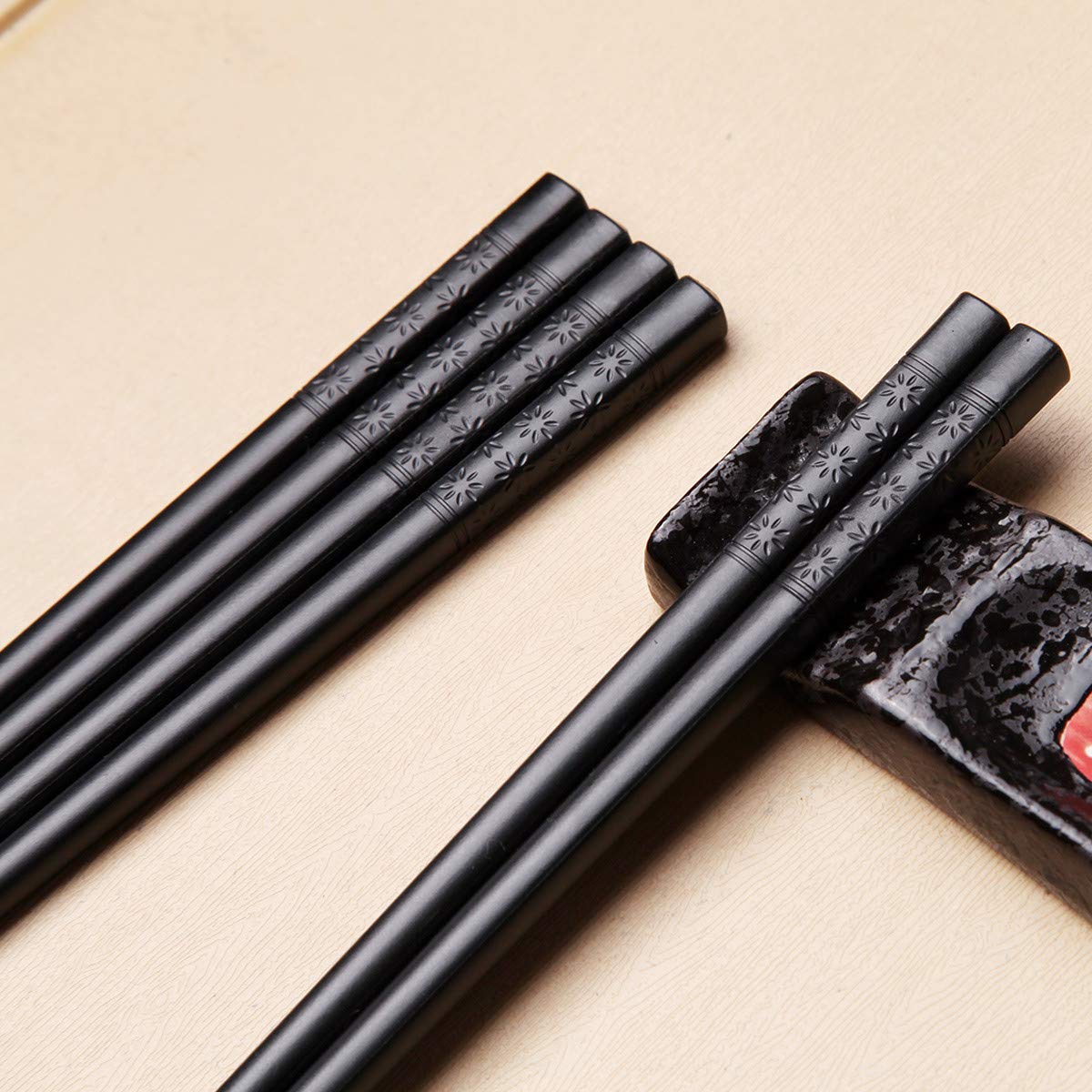 VIWIK 9.5 inch chopsticks stay uniformly shaped for easy storage.