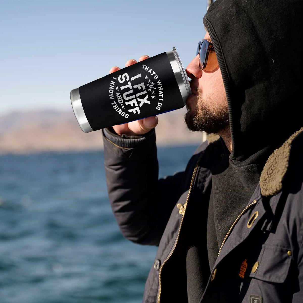 VIWIS 20oz tumbler with double-wall insulation preserves beverages' temperature.