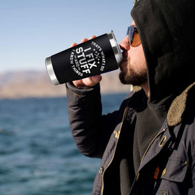 VIWIS 20oz tumbler with double-wall insulation preserves beverages' temperature.