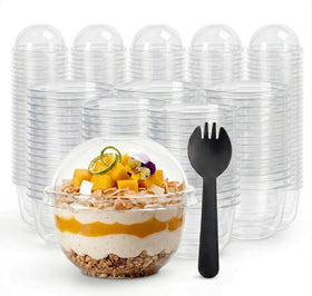 VKSLKV 50-pack parfait cups with dome lids showcase clean, layered desserts for takeout