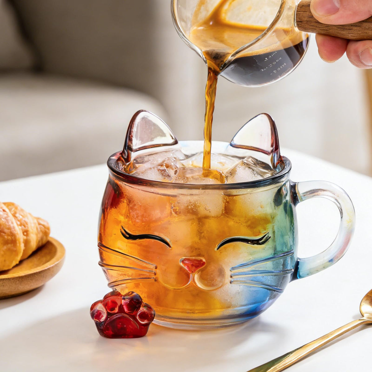 VNROSE Dishwasher-safe cat mug for easy daily cleaning.