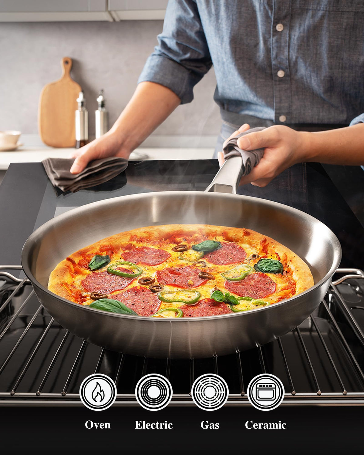 VocVoi tri-ply cross-section showing heat-conducting layers for even cooking.