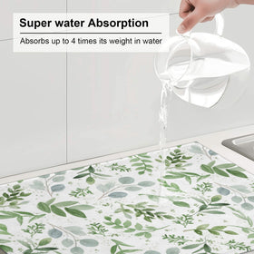 Vodbne Sage Green Mat features a sponge core for sturdy, quick drying support.