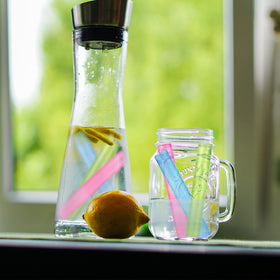 VOGVOG quick-freeze ice sticks chill bottles quickly