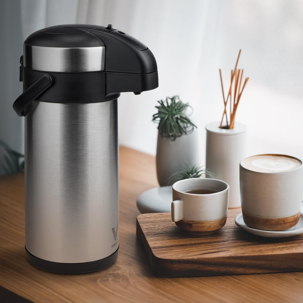 VONDIOR Airpot durable stainless steel construction for everyday use.