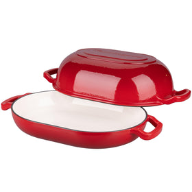 VORRINGARD red dutch oven on table ready to serve.