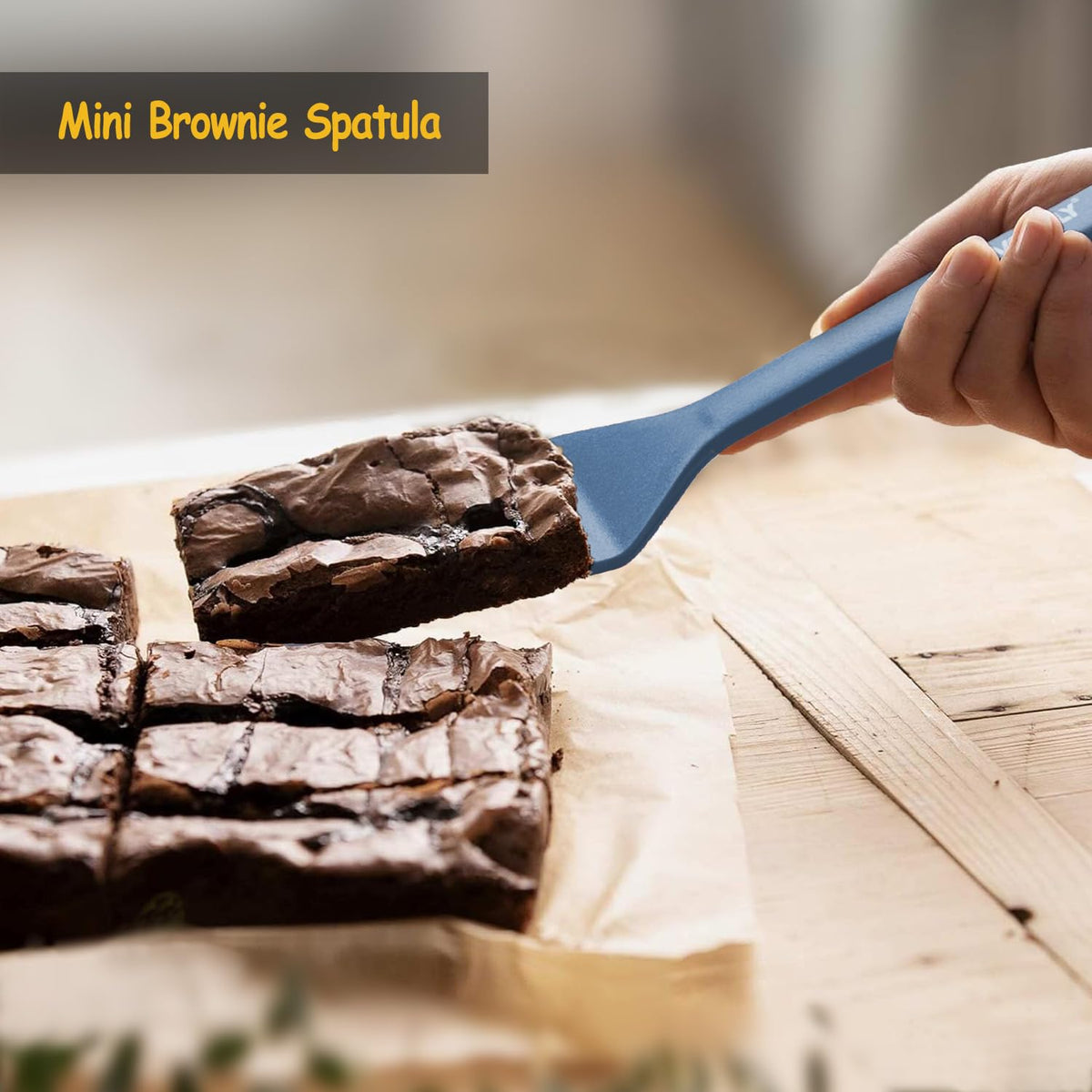 Vovoly starry blue spatula set combines flexibility and durability.