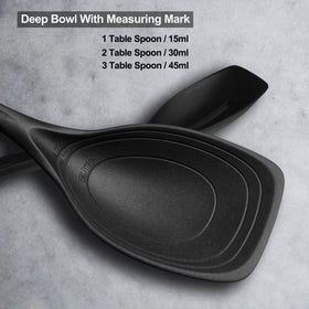 Vovoly silicone spoon with measurement marks for precise ingredient additions.