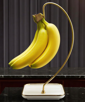 VROOMIUM banana holder adds elegant touch to any kitchen decor